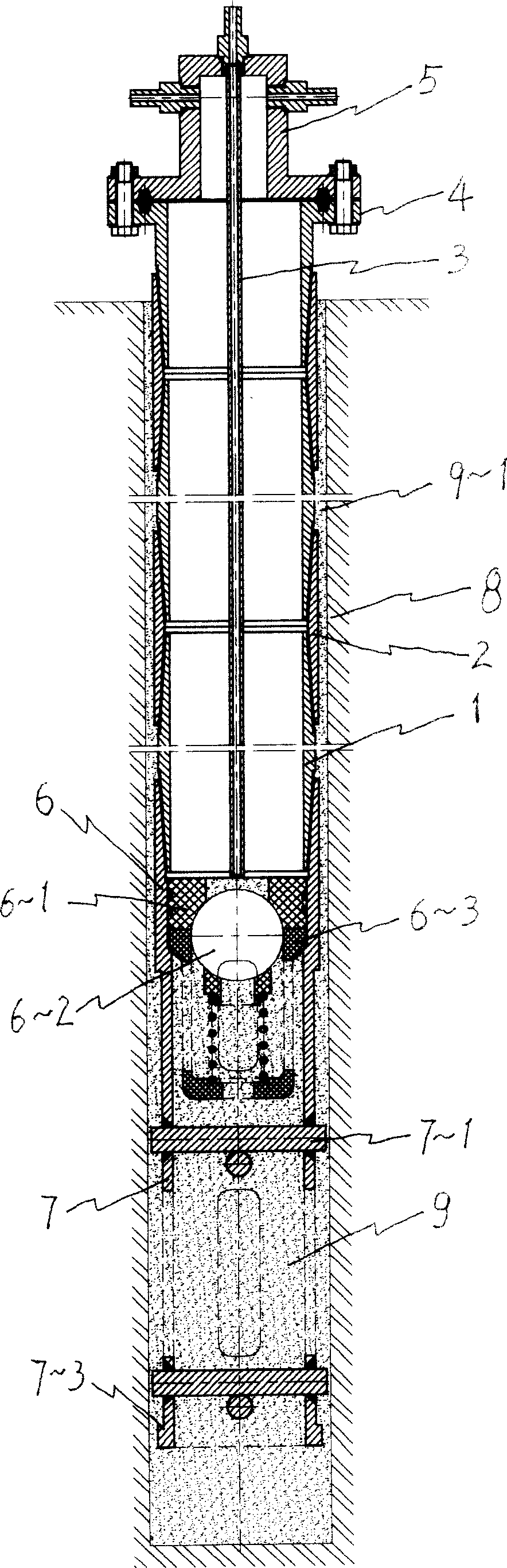 Underground gas storage well shaft and its fixing method