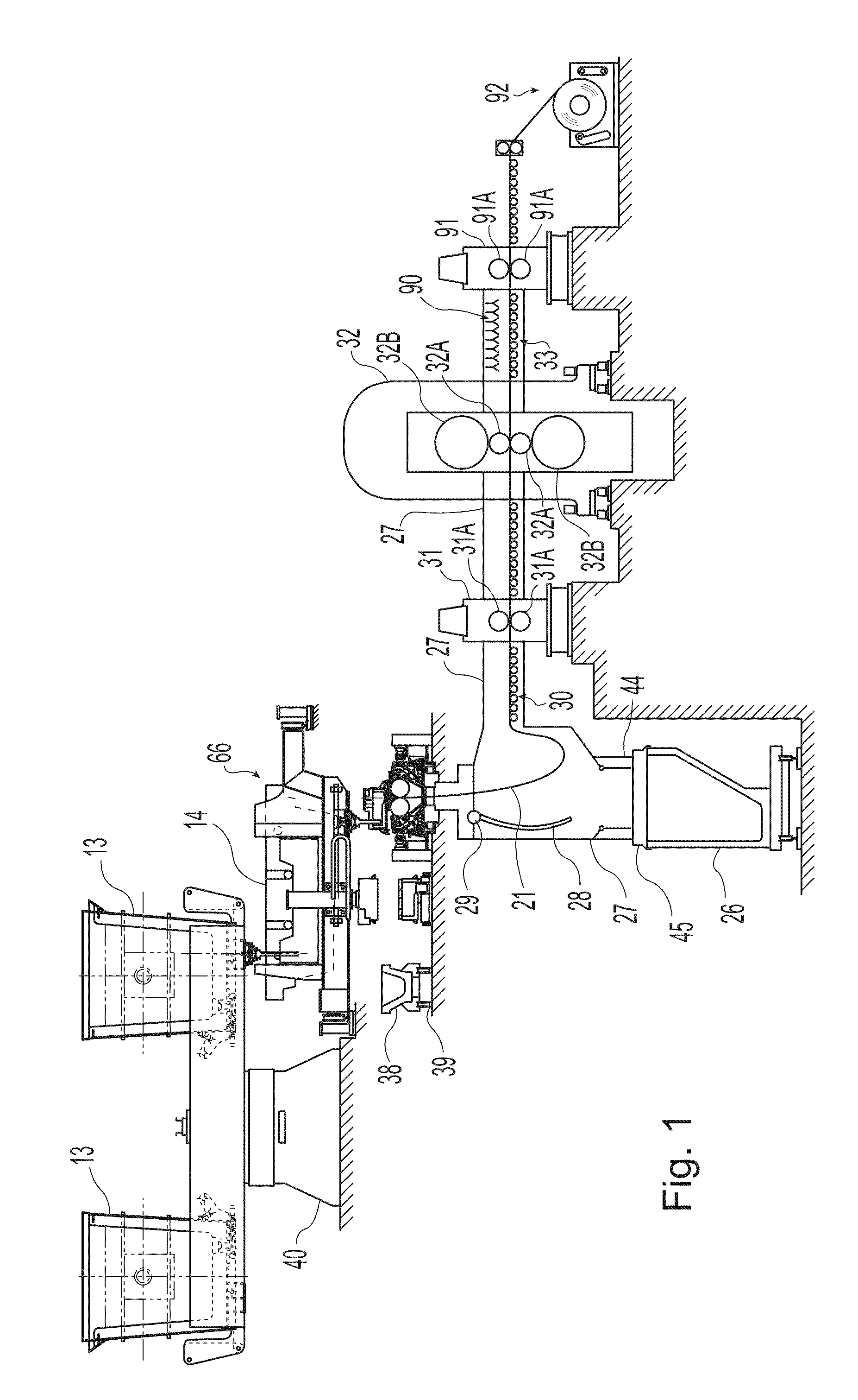 Strip casting apparatus with improved side dam