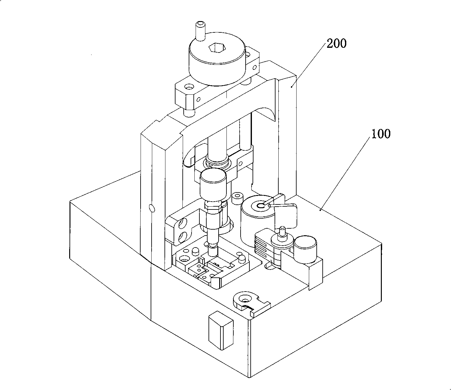 Resonance measuring chucking appliance of hard disk drive rack