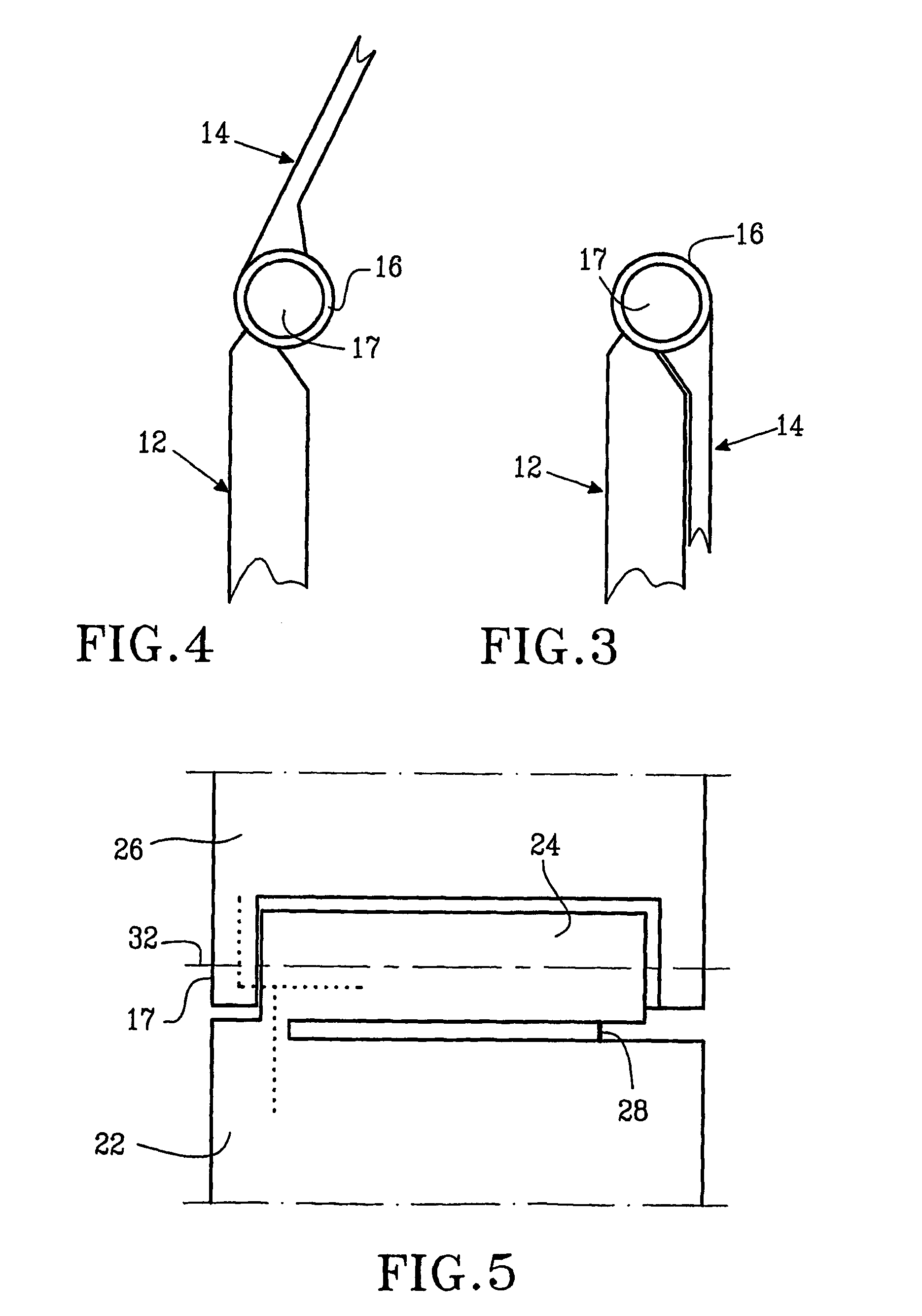 Antenna for portable communication device equipped with a hinge