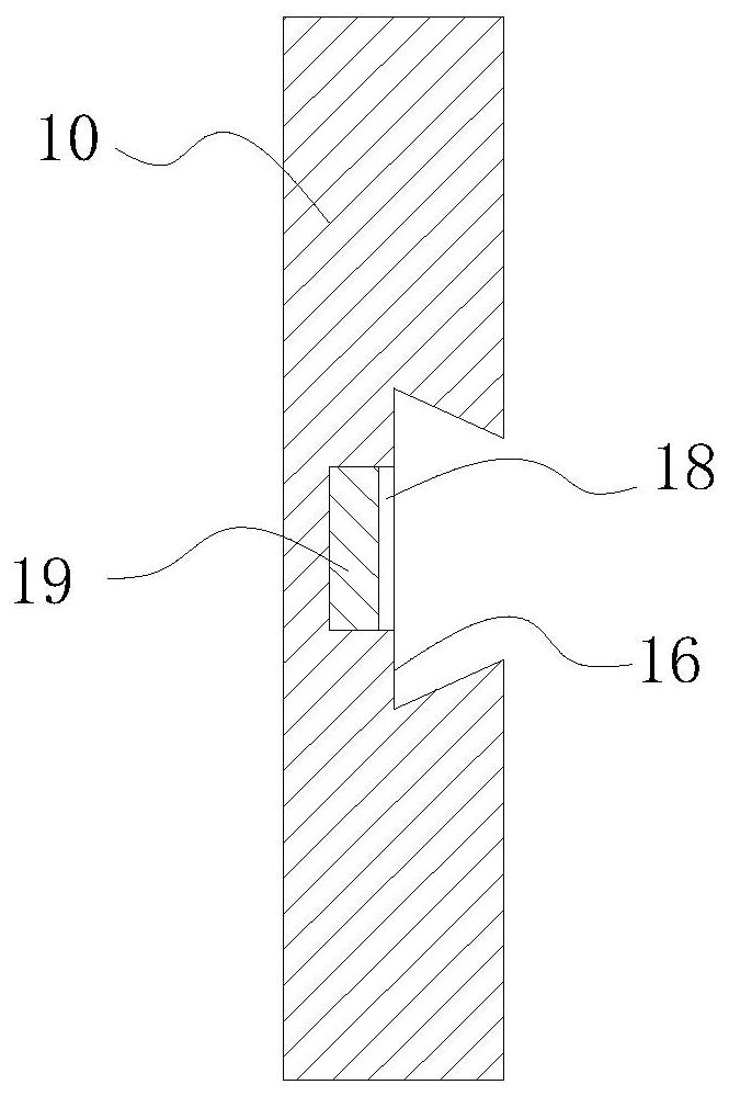 An all-in-one machine for concrete pouring and vibrating for bridge piers