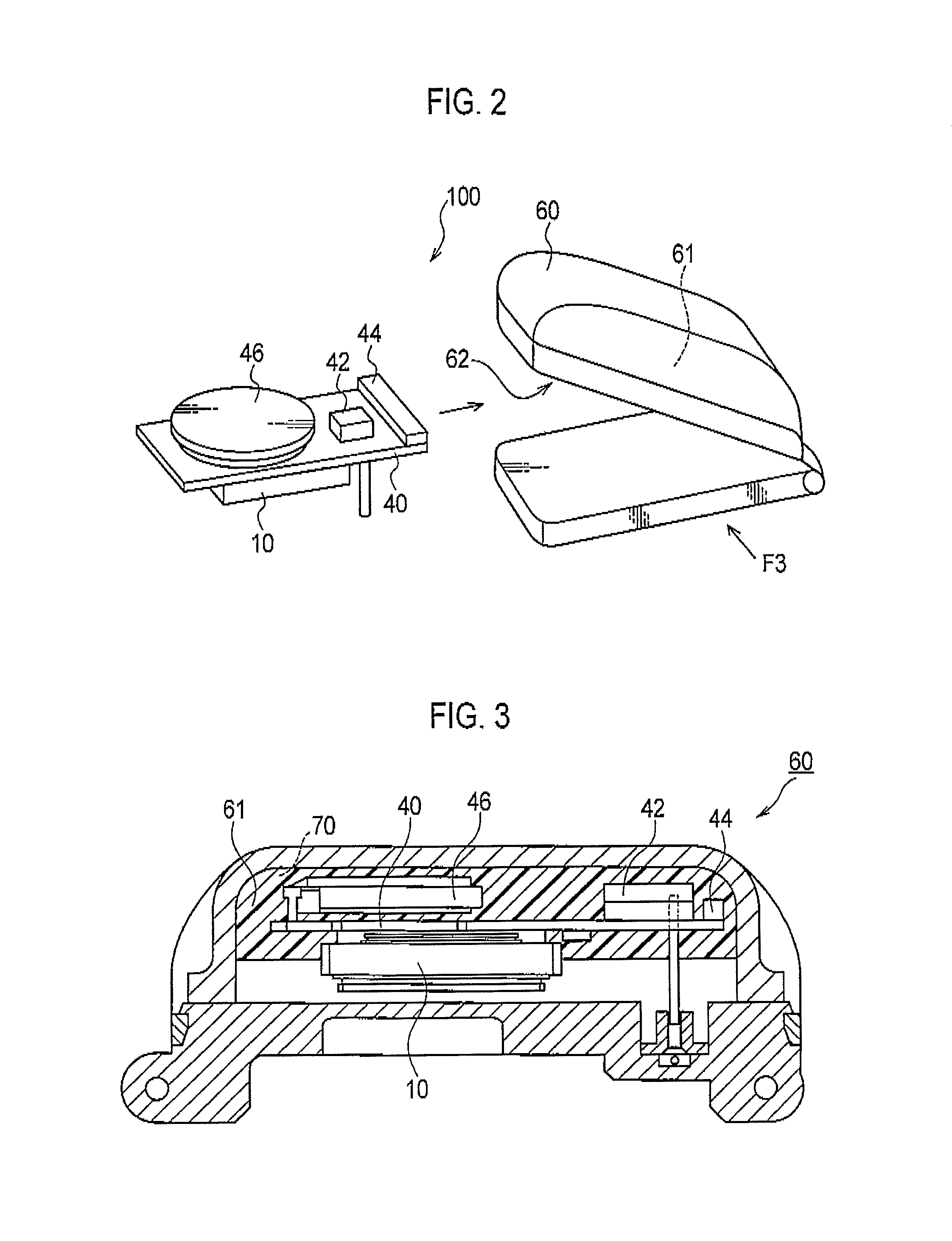 Device for acquiring information regarding the inside of a tire