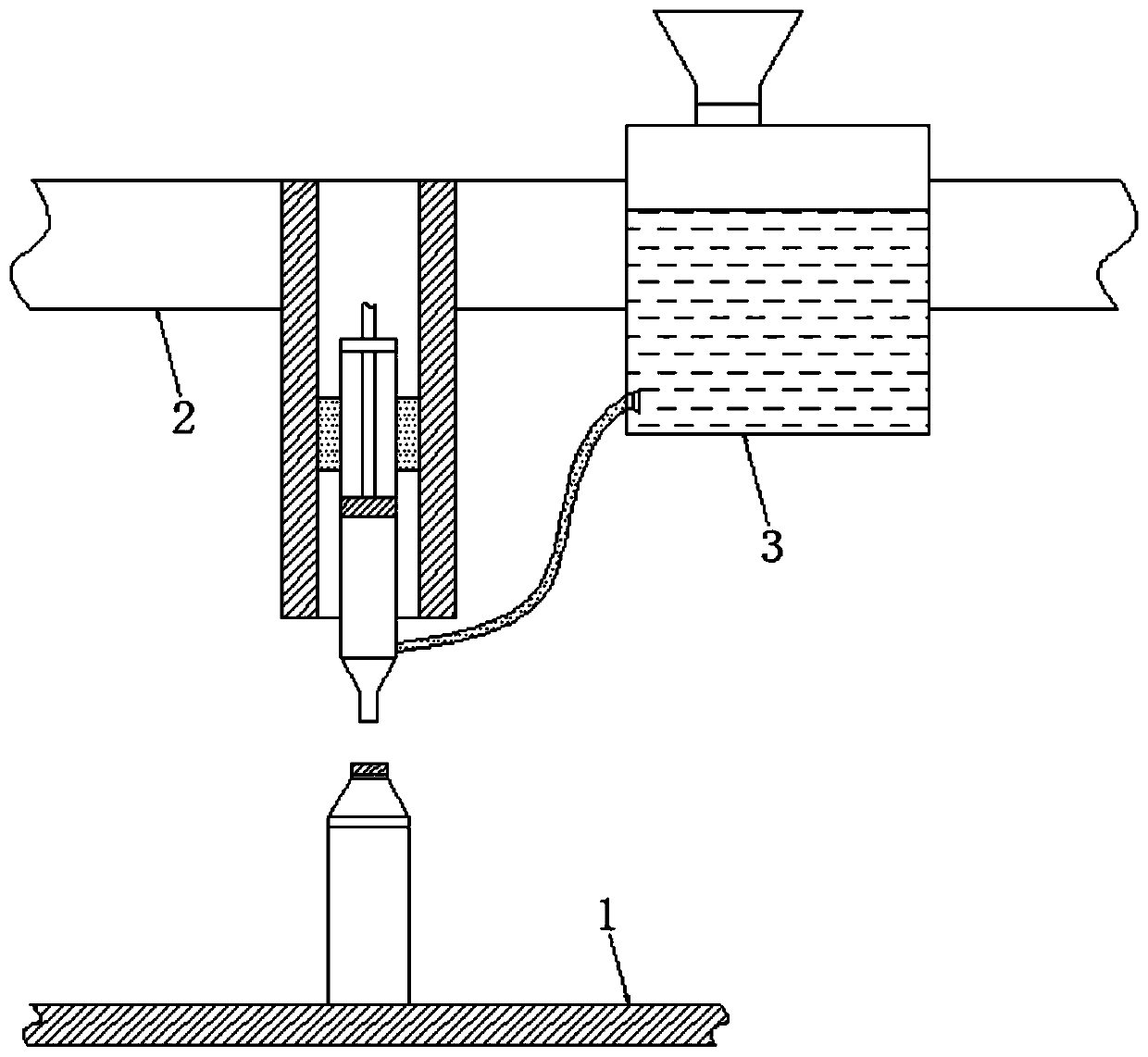 Product filling device suitable for different concentrations based on displacement differential motion principle