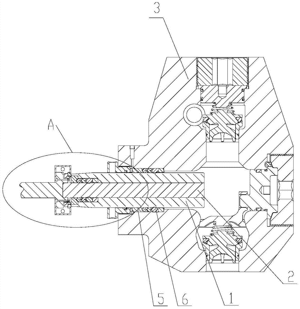 A plunger type fracturing pump and oil fracturing vehicle