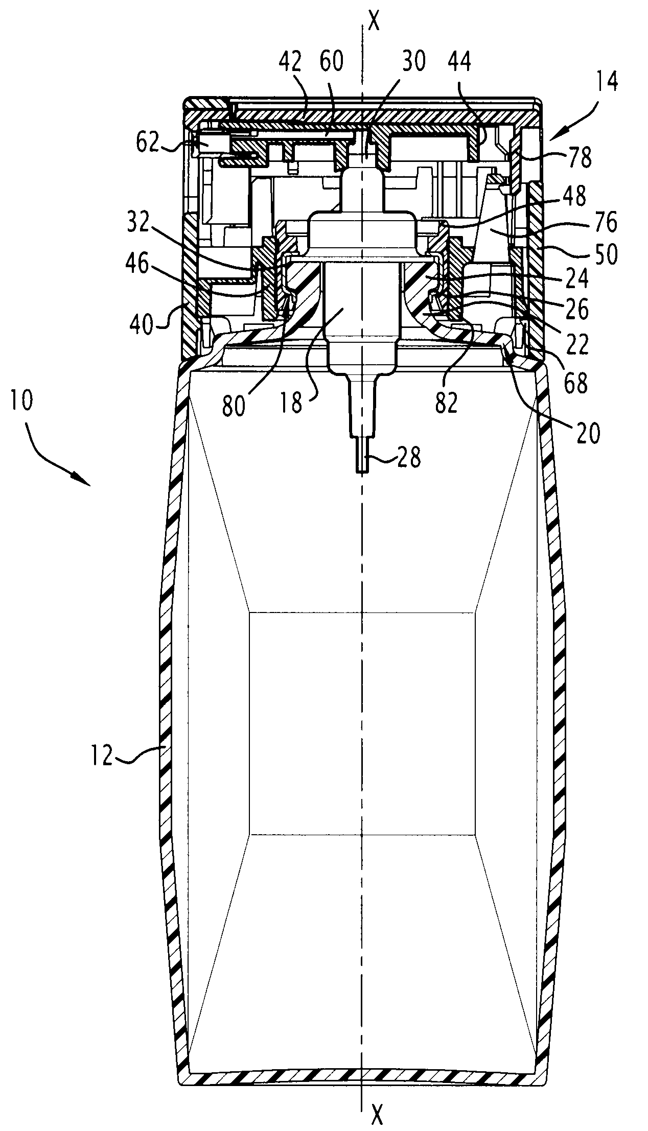 Assembly which forms a product dispensing head and which is capable of being fitted to a bottle