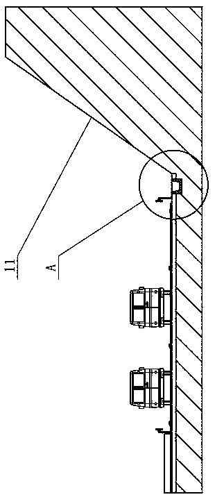 Side ditch structure with guard, member and highway containing side ditch structure