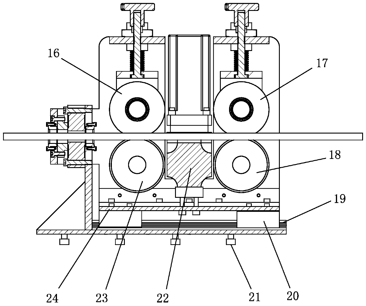 Carbon fiber rod automatic tensioning device