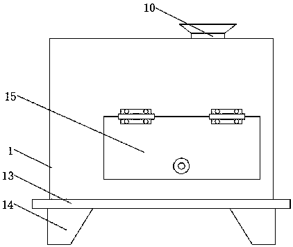 Straw smashing device for agricultural production