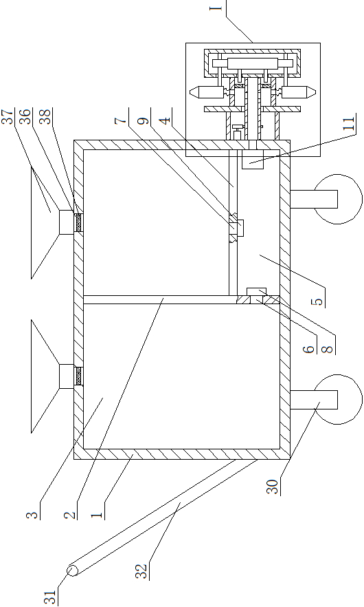 Novel omnibearing spray cleaning and disinfecting machine for animal husbandry