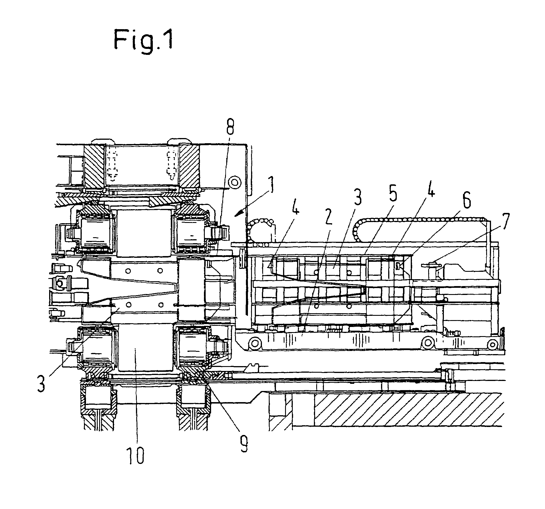 Device and working method for automatically changing the work rolls, the back-up rolls and the intermediate rolls of a single-stand or multiple-stand strip mill