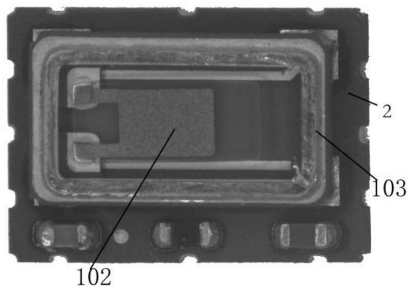 Unsealing method of metal ceramic packaged crystal oscillator with chip injection molding packaging
