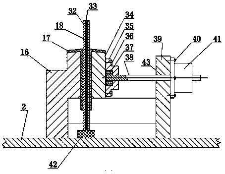 Device and method for making vibration reduction clad sheet steel T-shaped peeling strength sample