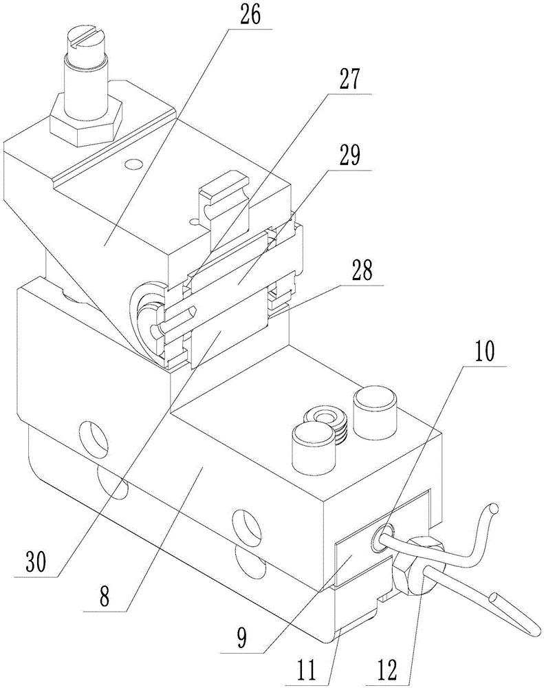 Hot-pressing carrier tape sealing mechanism