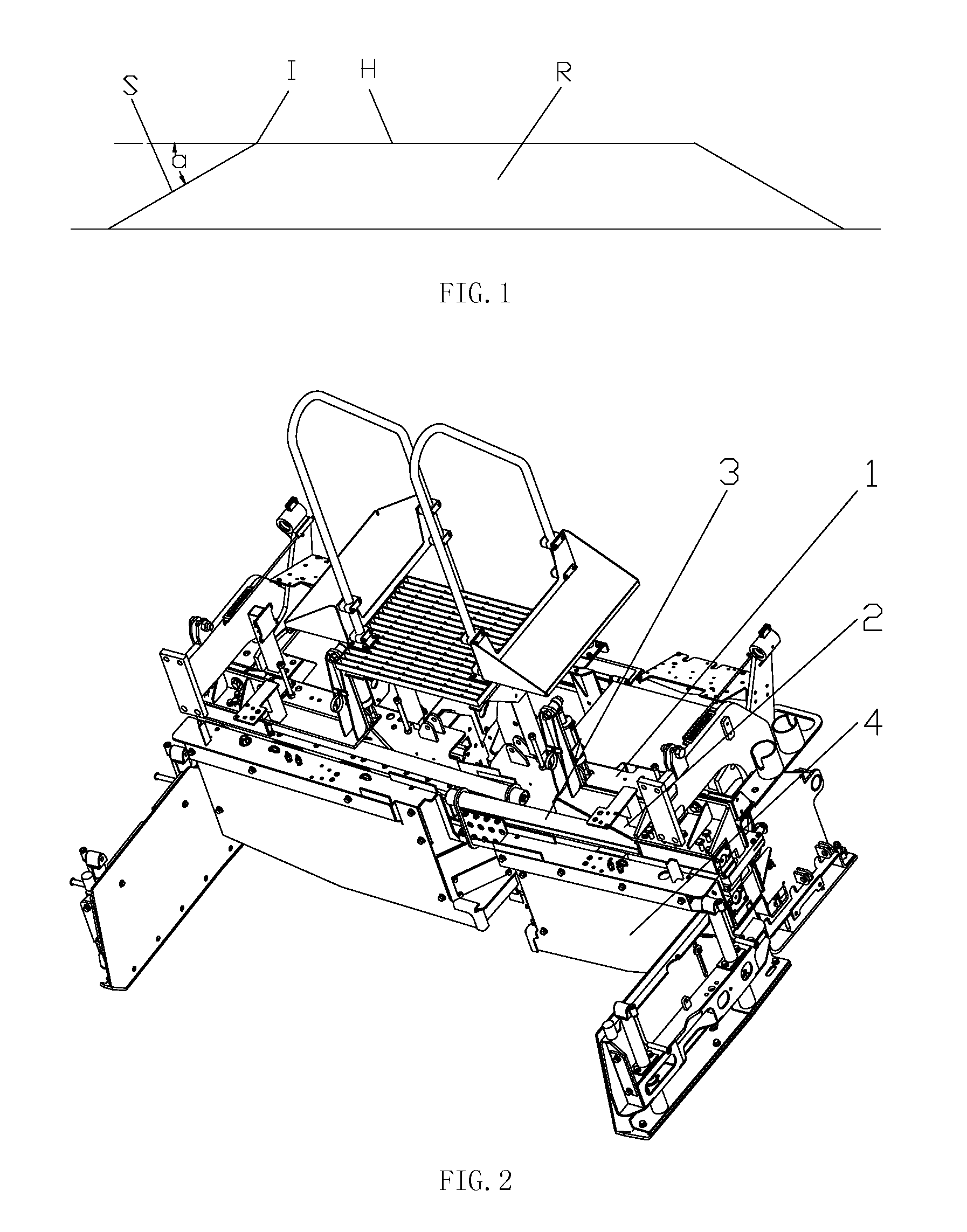 Telescopic screed and paving machine thereof