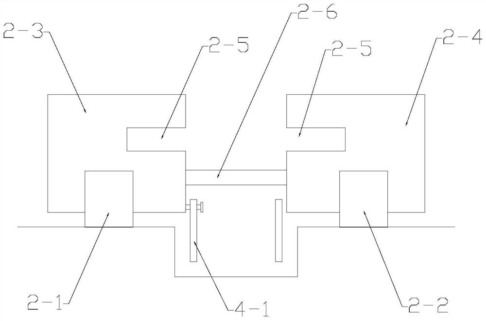 Circuit board special-shaped device plug-in device and path memory control method thereof