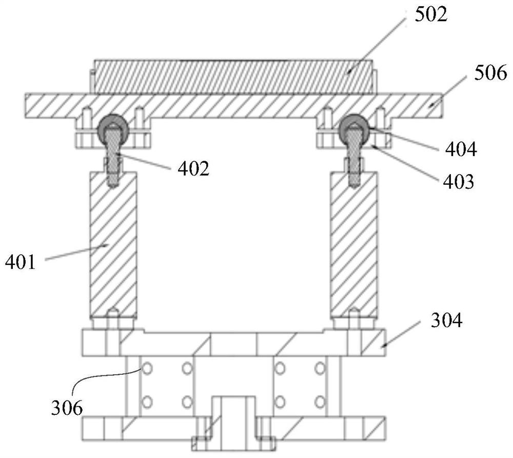 A large stroke displacement driving device and its control method