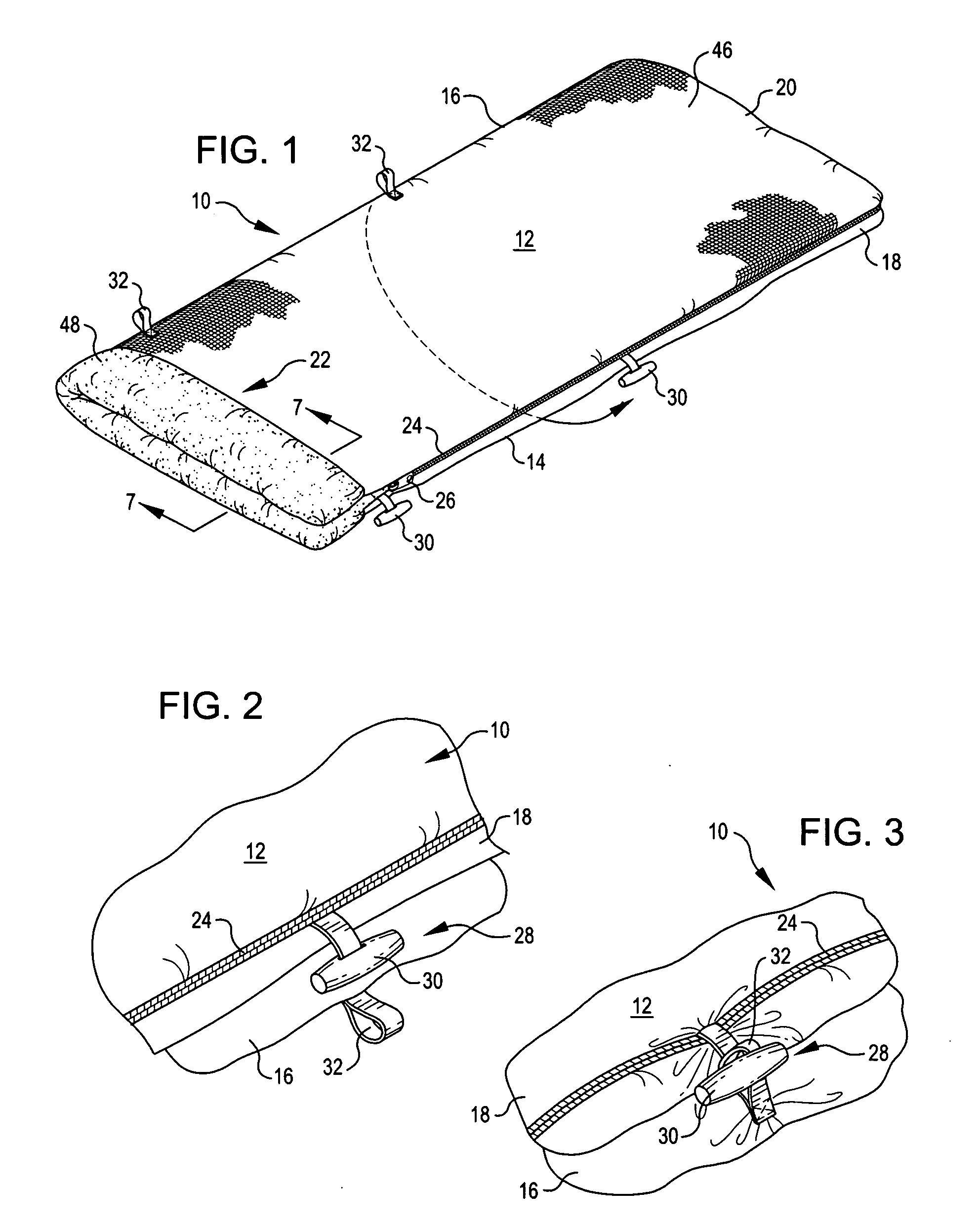 Sleeping bag with clasp for facilitating rolling