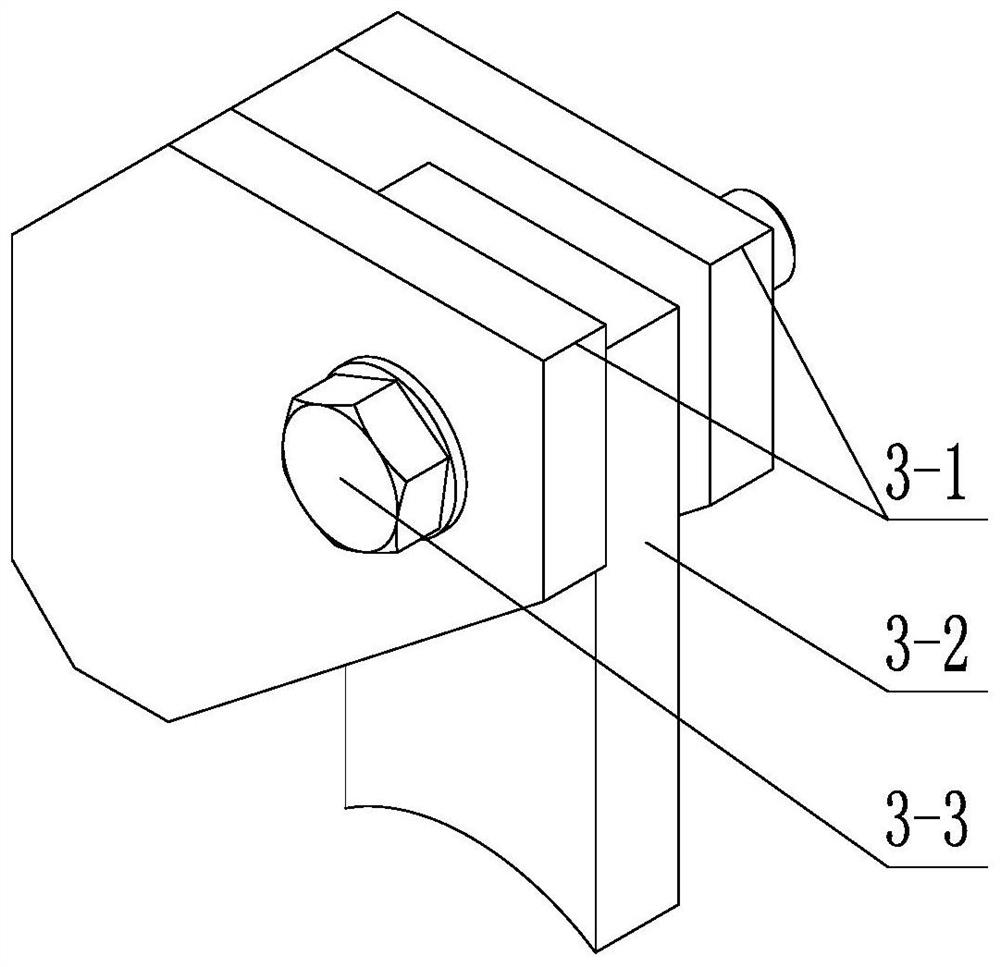 A combined hanging device for a double-deck ring header