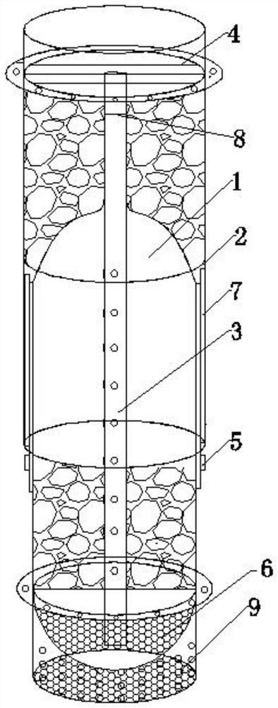 A device and method conducive to moisture absorption and heat storage guided discharge in coal piles