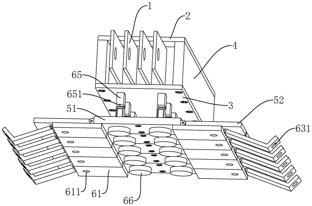 Fire-resistant bus duct and installation method thereof