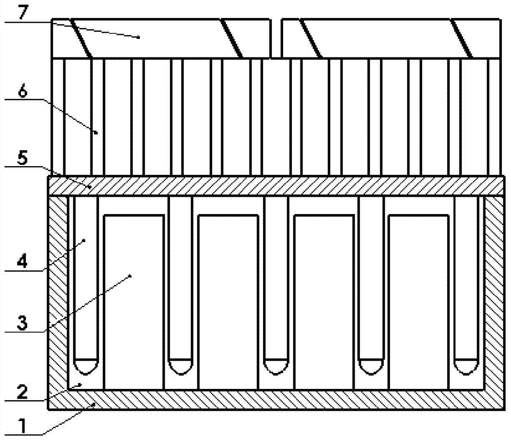Combined heat dissipation device of power battery pack