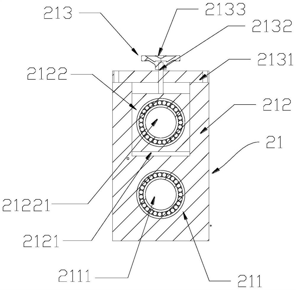 A crawler-type simulated release cloth pattern device for pultruded boards