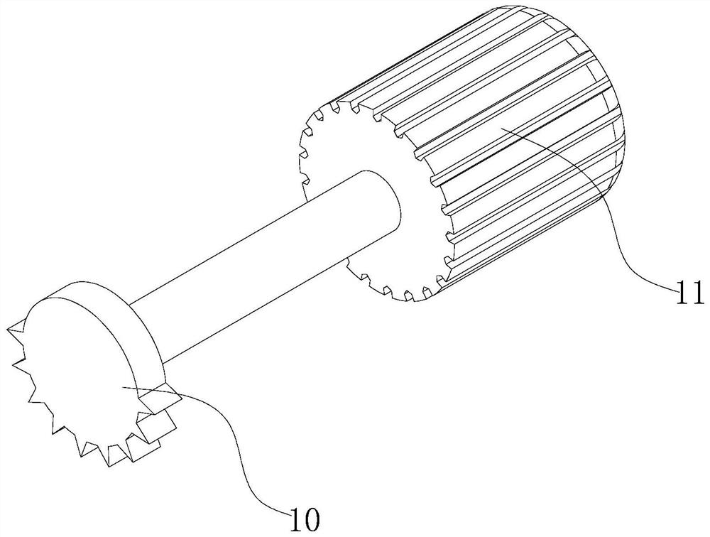 Rice extruding and crushing machine