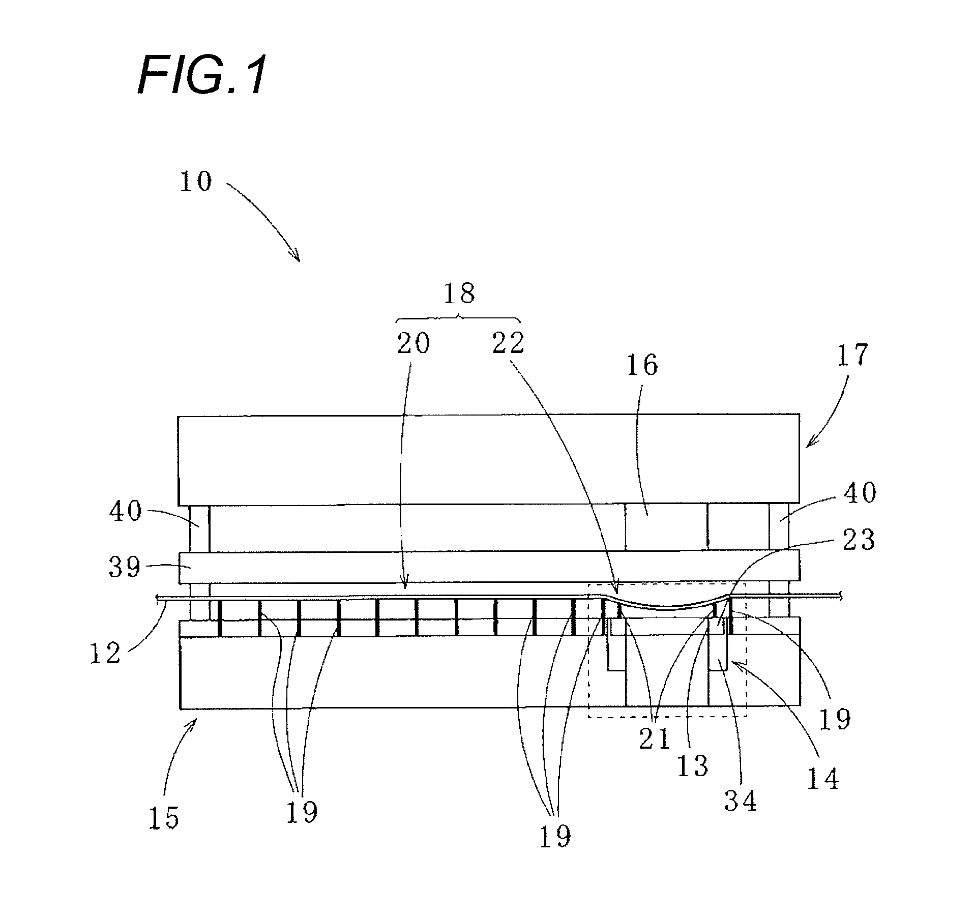 Blanking die apparatus and method for manufacturing laminated iron core