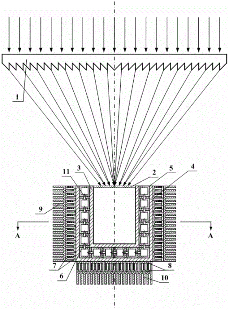 Solar thermoelectric generation device based on Fresnel lens and heat pipe principle