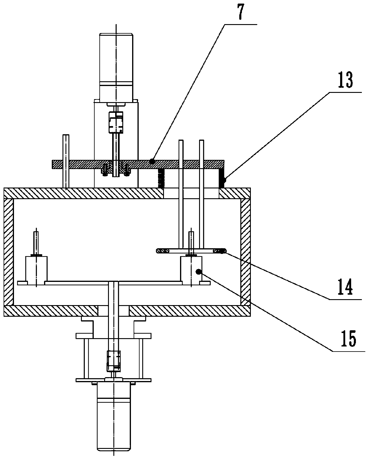 Vacuum induction brazing device and use method thereof