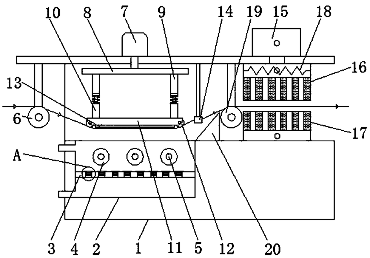 Efficient textile fabric cleaning device