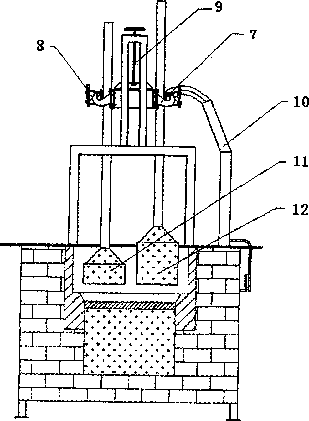 Lower cathode rare earth metal electrolytic tank and electrolysis technique adopting the same