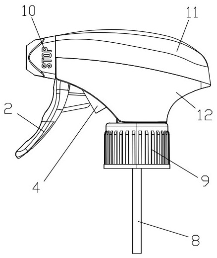 Hand buckling type sprayer with inclined piston cavity