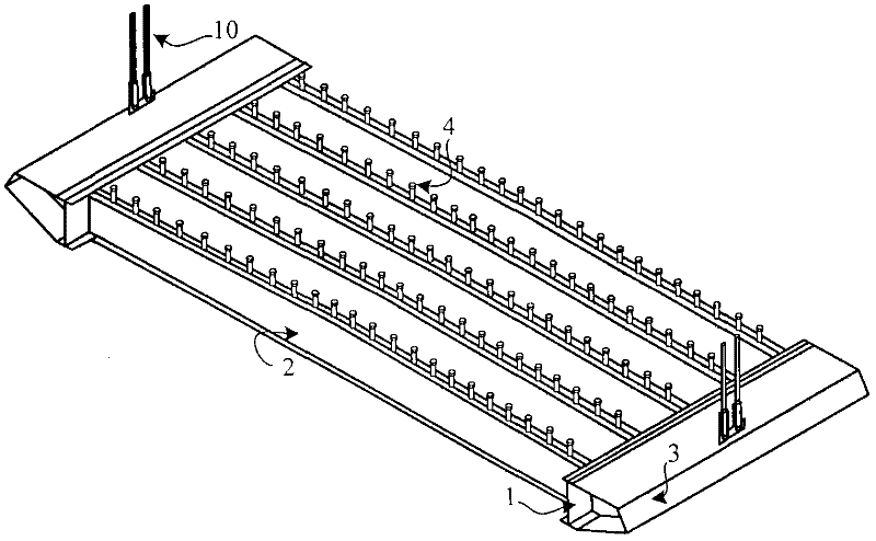 Locally uncombined suspension bridge steel-concrete combined bridge deck system and construction method of combined bridge deck system