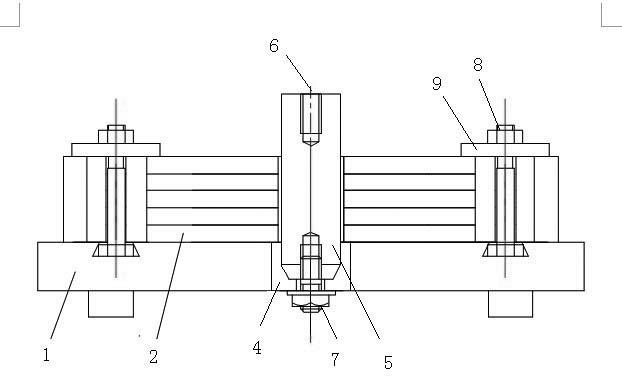 Inner and outer circle finish turning positioning device and method of circular saw web