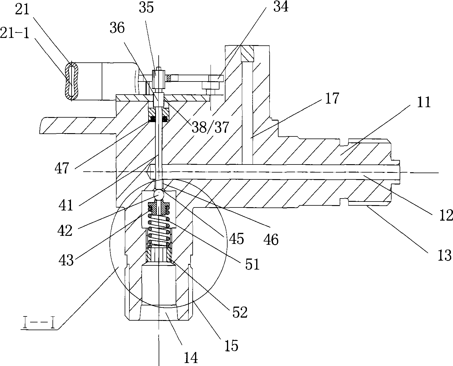 Pressure control valve for controlling opening degree of valve core through utilization of sensing element and refrigeration system