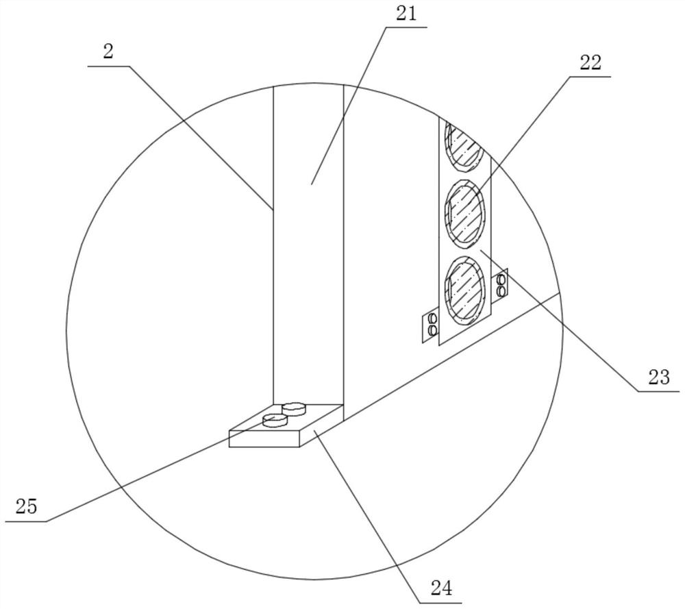 Anti-seismic assembly frame for long-distance transportation of plastic products and anti-seismic method thereof