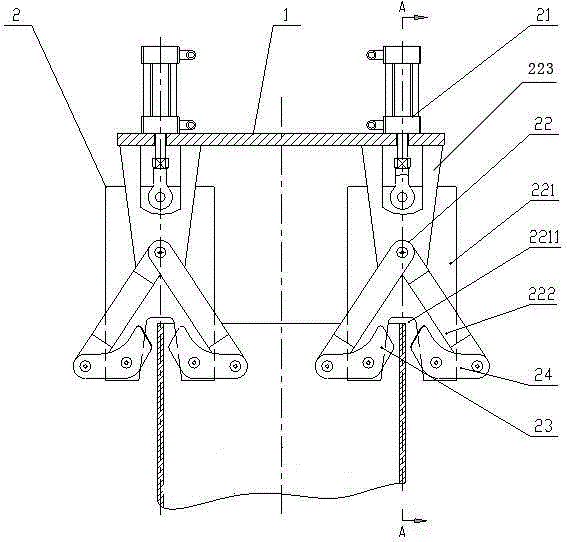 A clamping device for a reaction tank