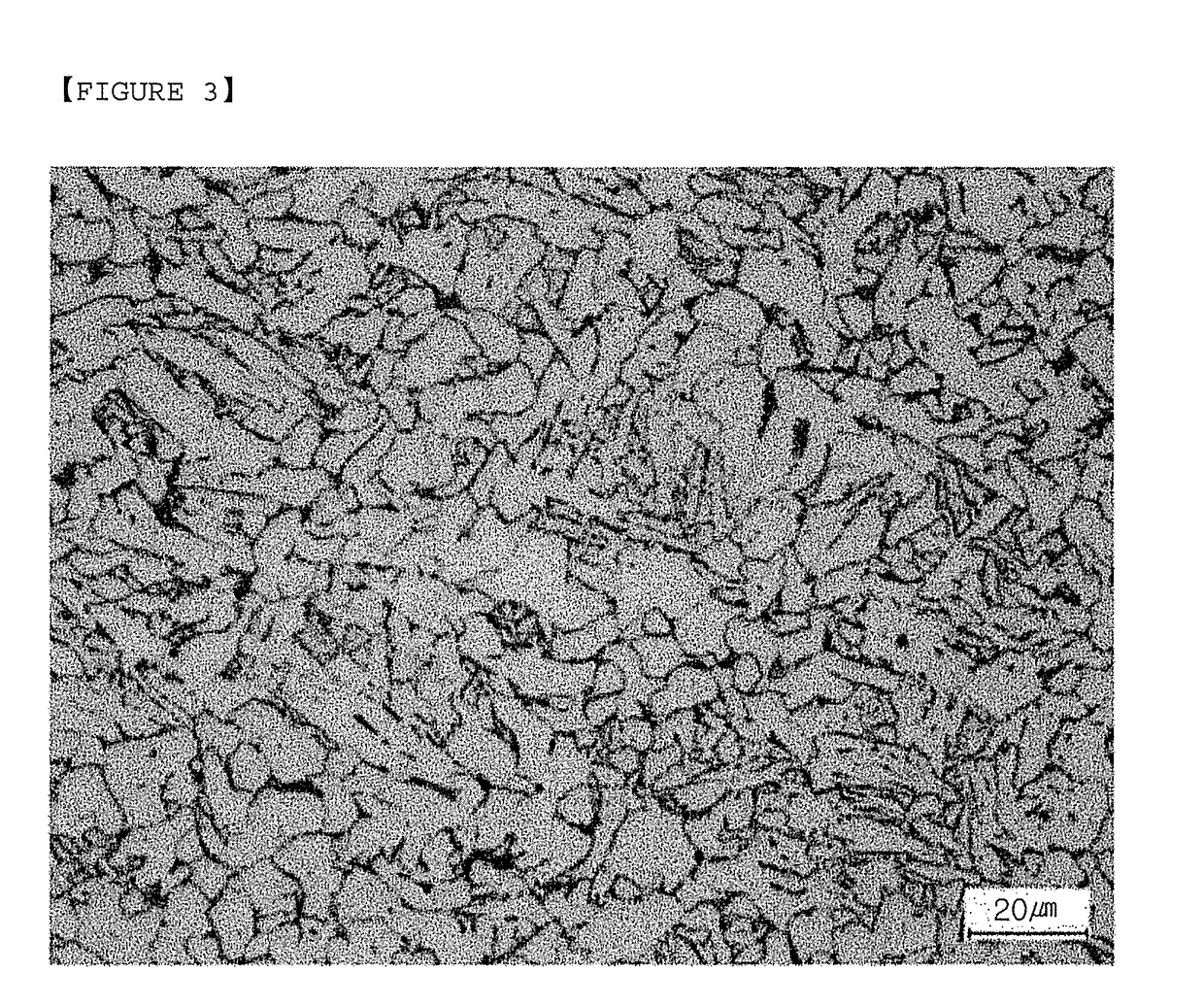 Low yield ratio and high-strength steel having excellent stress corrosion cracking resistance and low temperature toughness