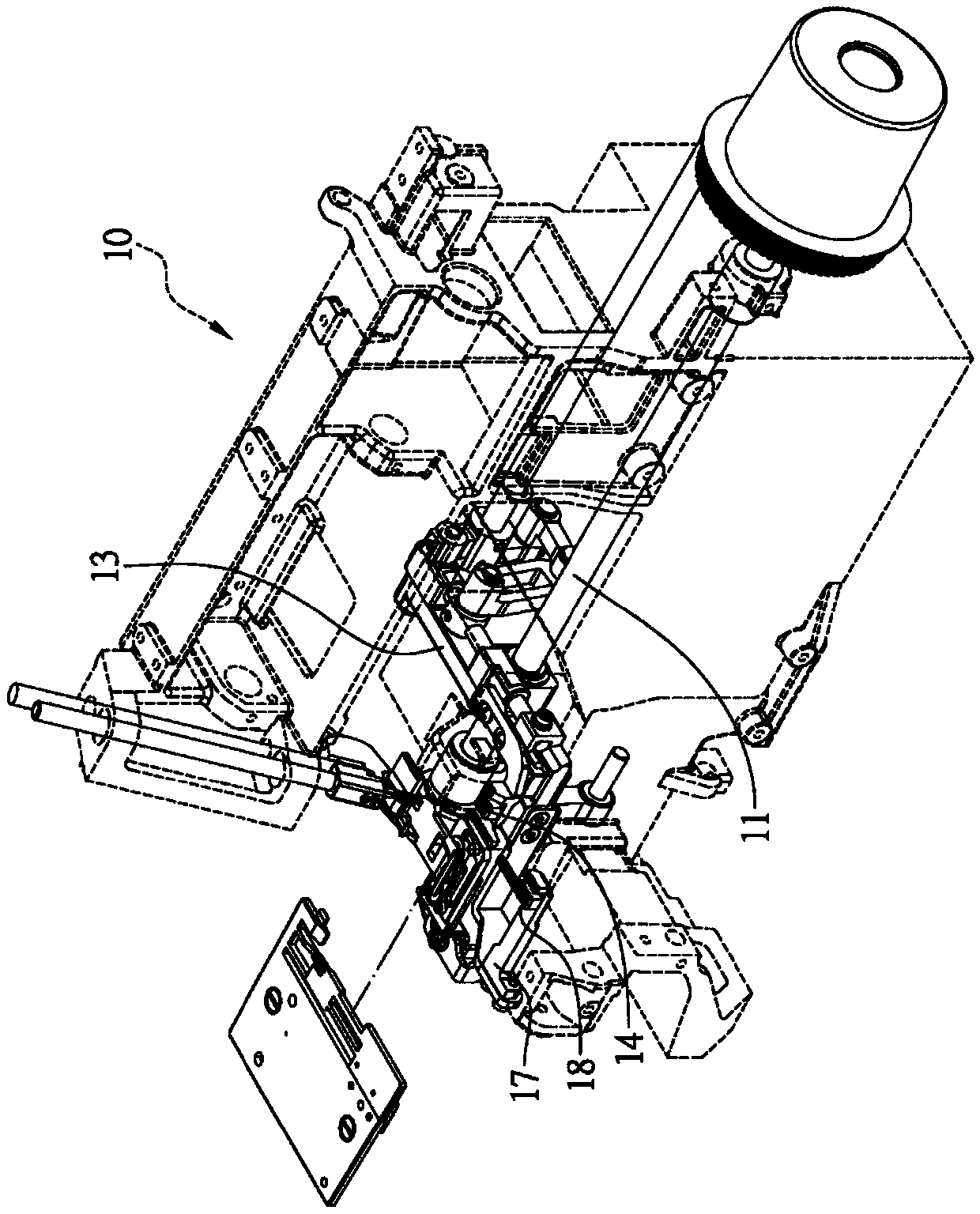 Cloth feeding tooth stabilizing mechanism for sewing machines