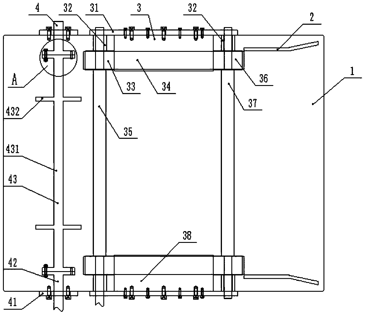 A creasing device for corrugated paper