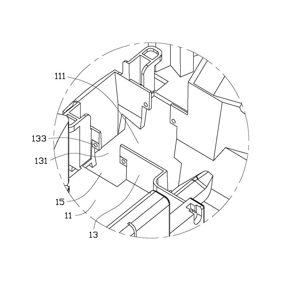 Automatic medicine-taking device with cleaning fan