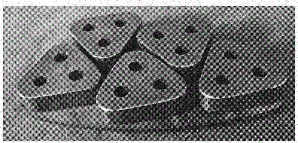 Ceramic/metallic double continuous phase composite material brake pad and preparation method thereof