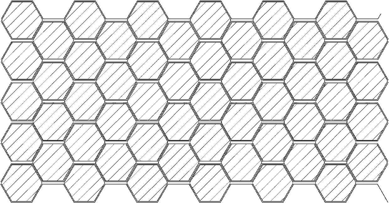A hexagonal honeycomb and its preparation method and application
