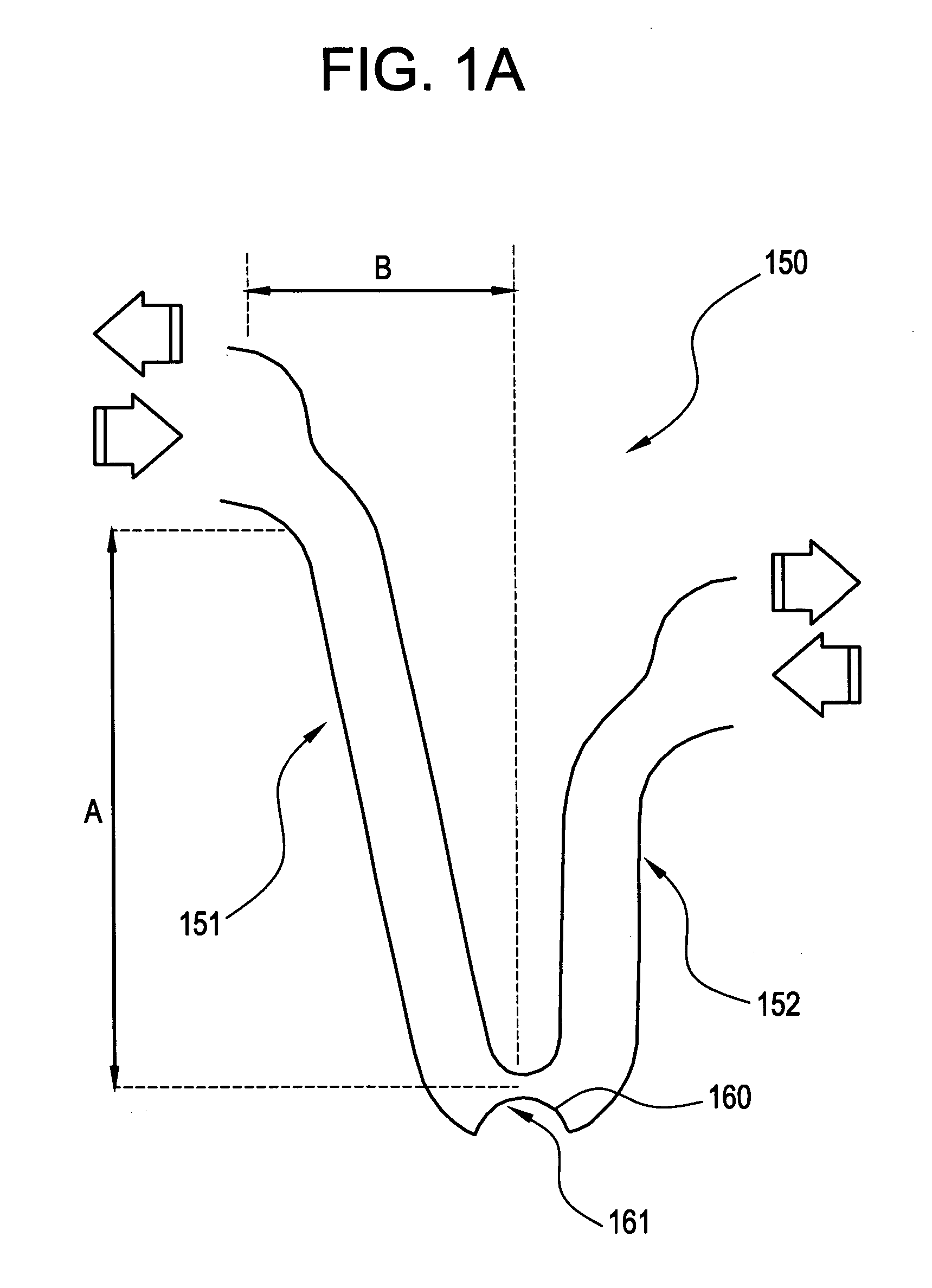 Intraluminal medical device with strain concentrating bridge