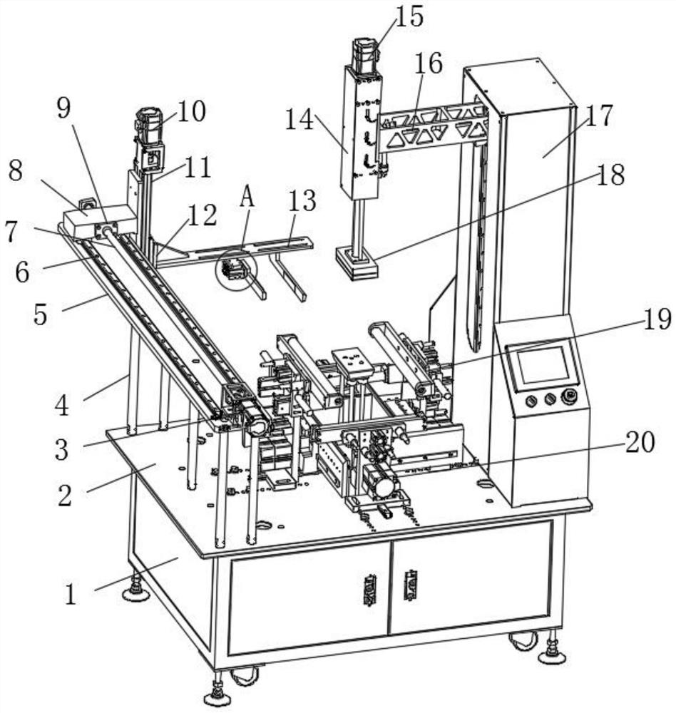 A gift box forming packaging mold and its working method