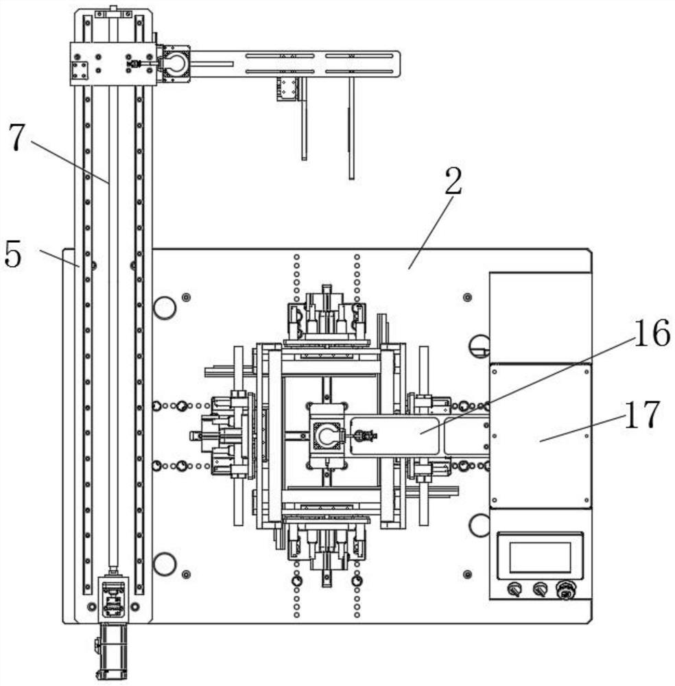 A gift box forming packaging mold and its working method