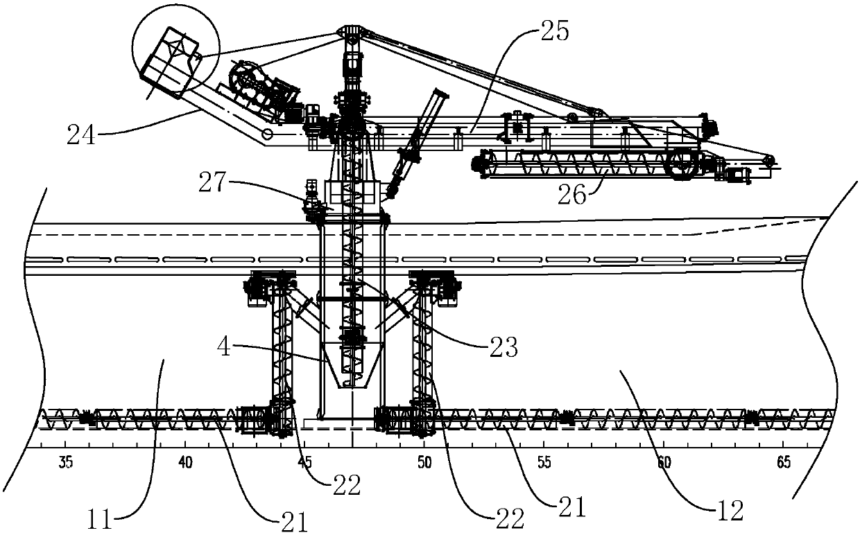 Static pressure self-unloading cement transport ship