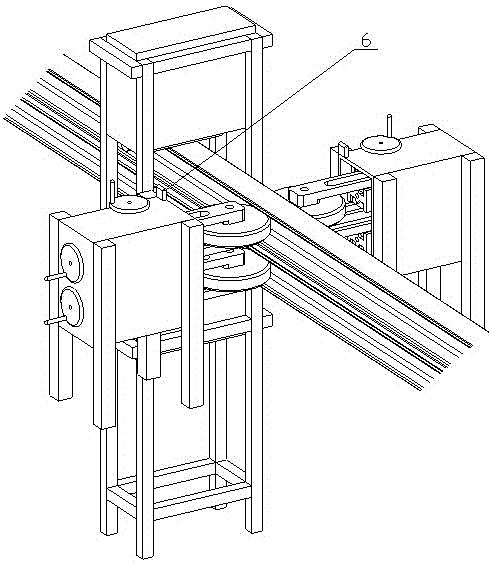 Third-rail online shaping device and its double-cylinder production method in conjunction with the third guide rail