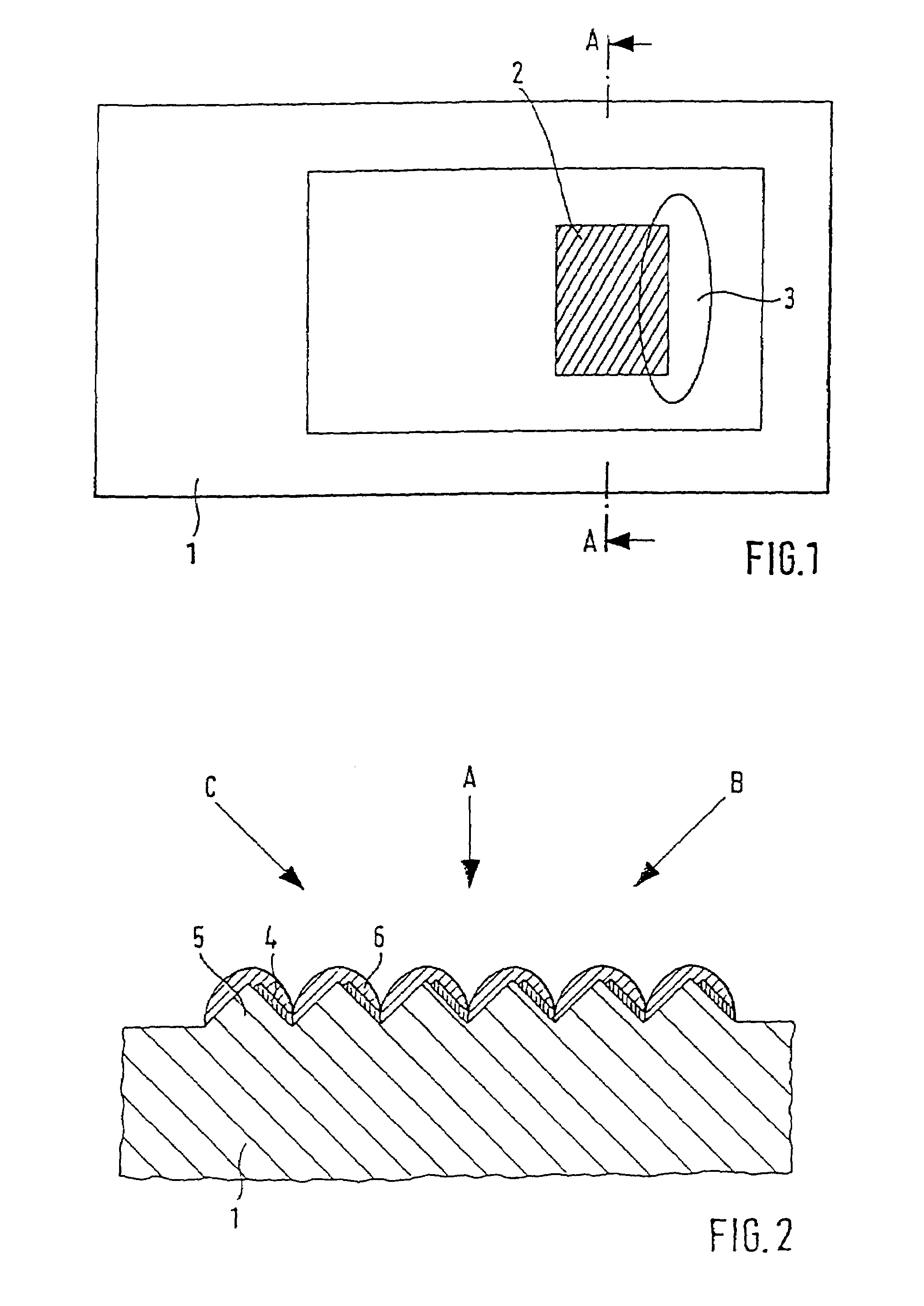 Data carrier comprising an optically variable element
